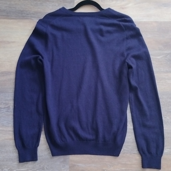 Banana Republic Blue V Neck Merino Cashmere Sweater - Picture 4 of 4